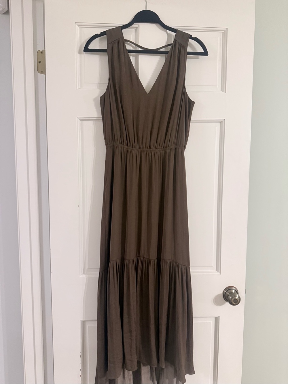 Banana Republic Brown Sleeveless V-Neck Tiered Maxi Dress